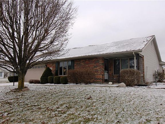 2nd image of 1900 Park Ave