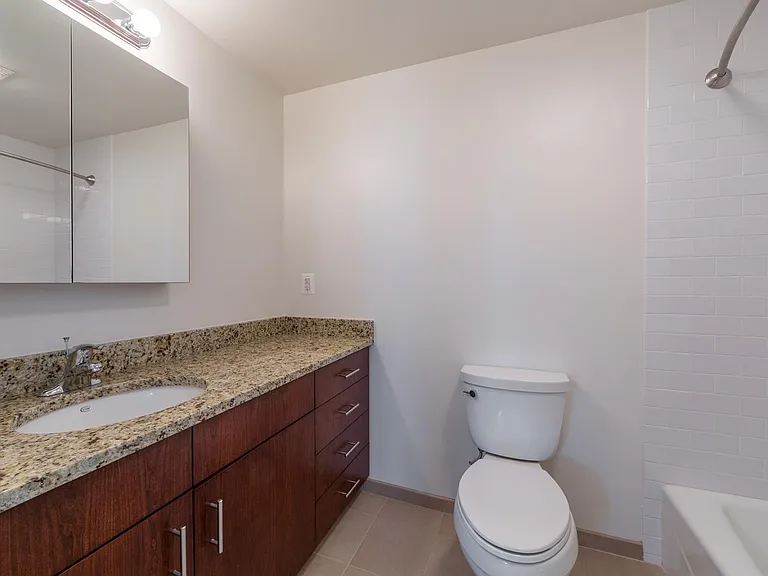 373 W Lancaster Ave #B8 — Photo 9