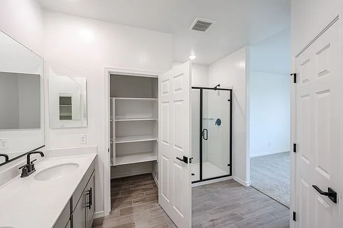 5633 W McNeil St — Photo 29
