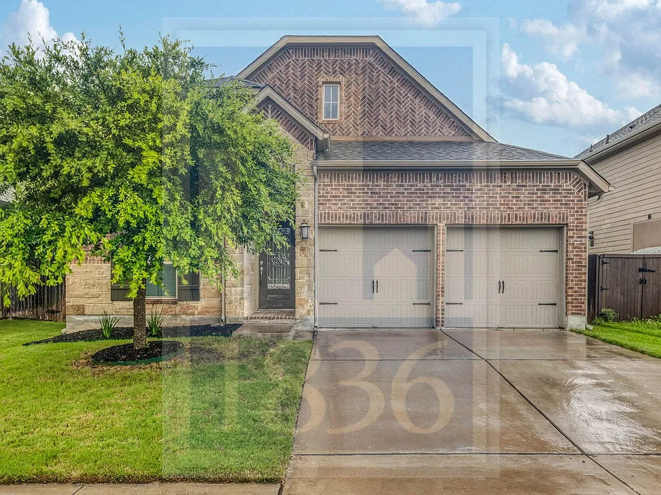 308 Lacey Oak Loop