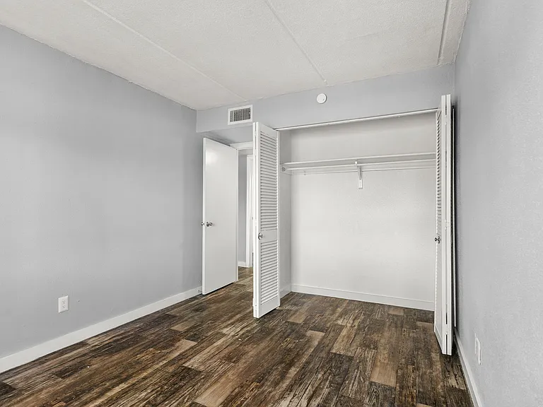 Loft at Third Apartments — Photo 20