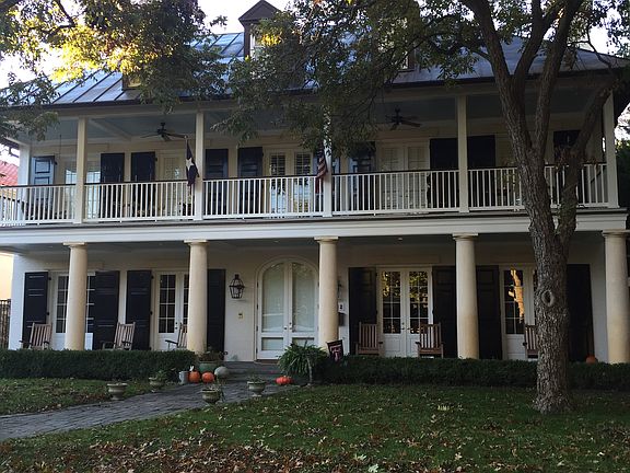 2nd image of 3619 Greenbrier Dr