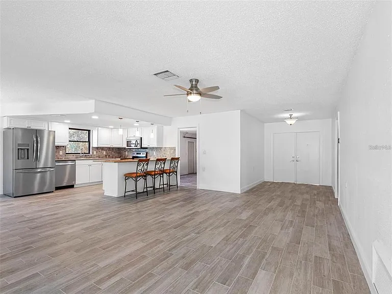562 Johns Pass Ave — Photo 20