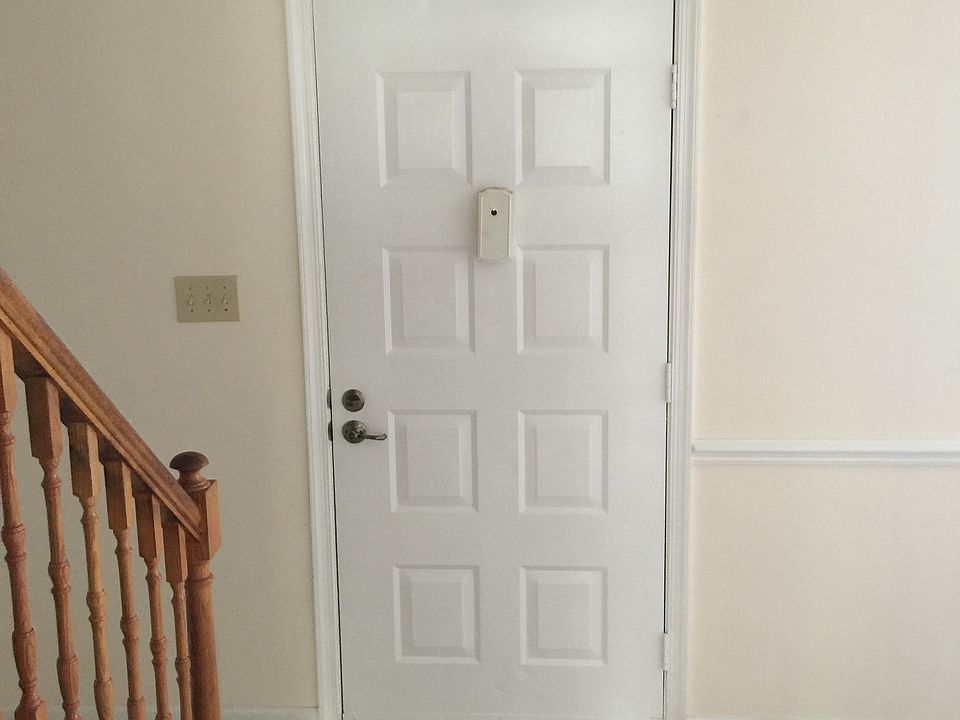 1st image of 107 Charles Parish Dr