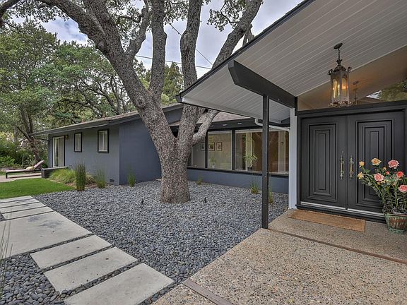 3rd image of 758 Solita Ct