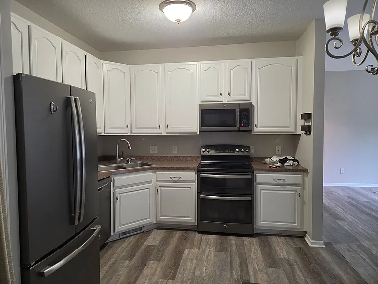 1469 S Trail Cir #110 — Photo 9