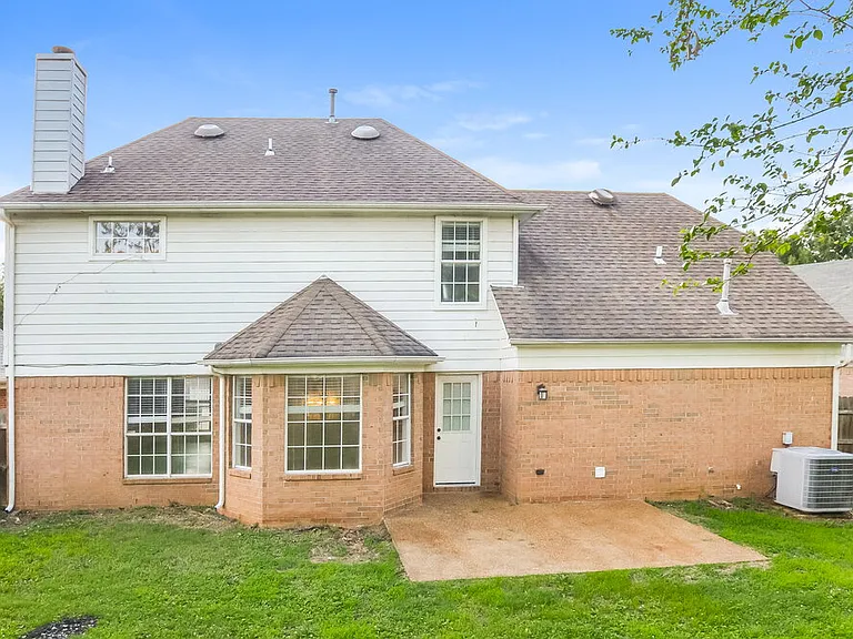 6331 Fairway Hill Cv — Photo 17