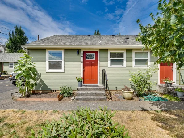 2006 E 6th St, Vancouver, WA 98661