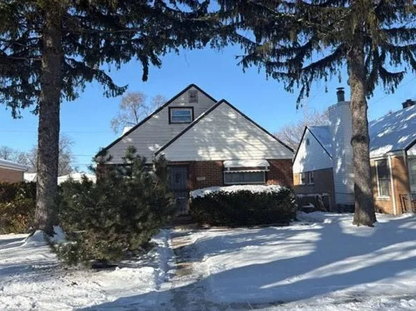 36 Granville Ave, Bellwood, IL 60104