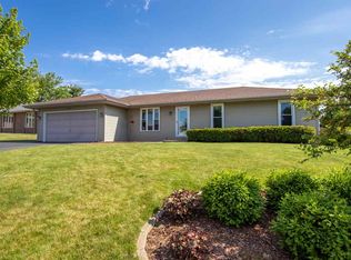 6074 Lothian Ct, Loves Park, IL 61111