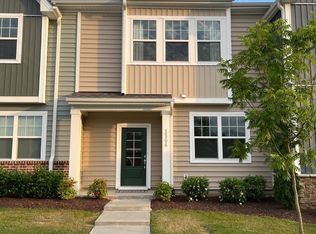 1304 Farm Pond Trl, Durham, NC 27703