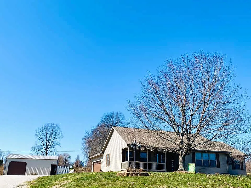 9625 Sidonia Rd photo 1