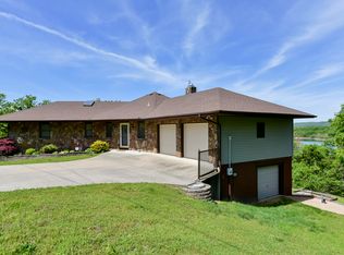 23023 Briarcliff Dr, Shell Knob, MO 65747