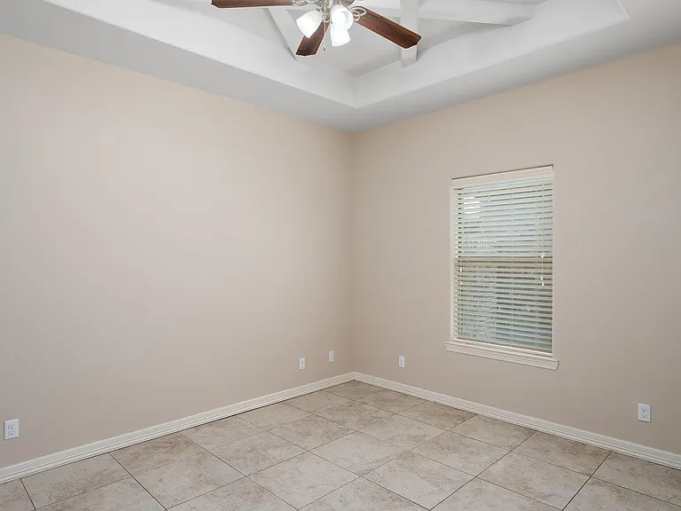 2608 E Garfield Ave #2 — Photo 4