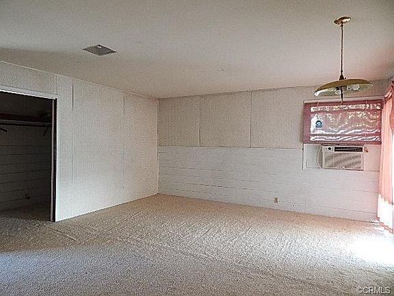 4th image of 24787 Taft St