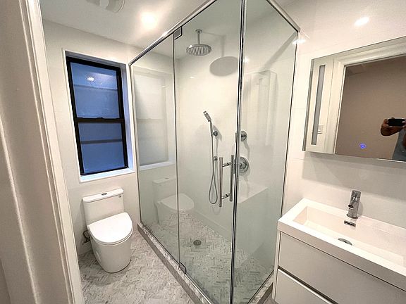 4th image of 315 W 86th St APT 2E