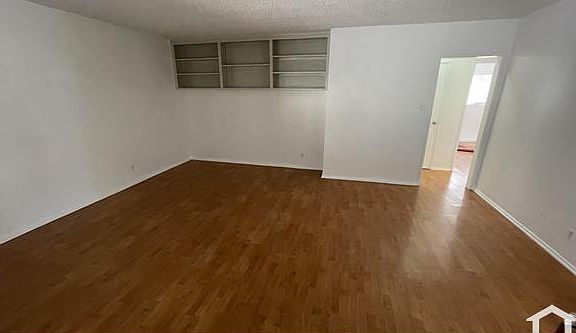 5th image of 800 N Eucalyptus Ave APT 102