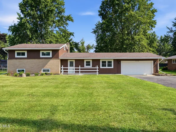 1220 6th St, Findlay, OH 45840