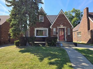 18475 Robson St, Detroit, MI 48235