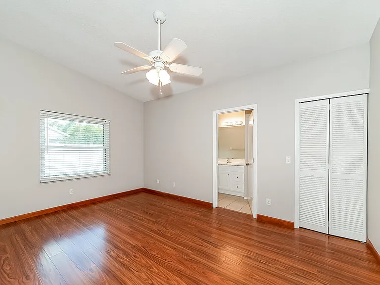 3575 Chinaberry Ln — Photo 8