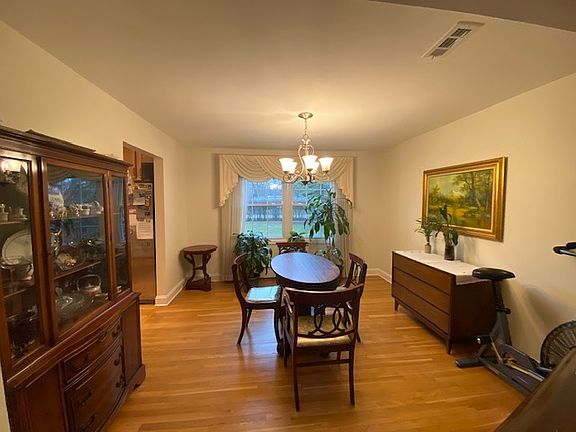4th image of 1728 Longvalley Dr