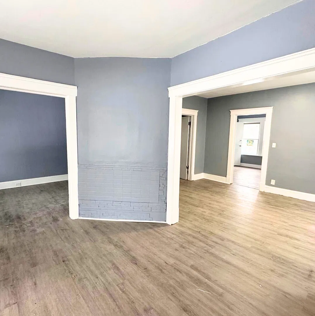 2 bed, 900 sqft, $1,000 — Photo 3