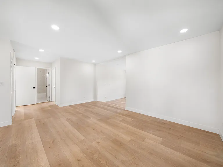 10148 Felipe Ave — Photo 16