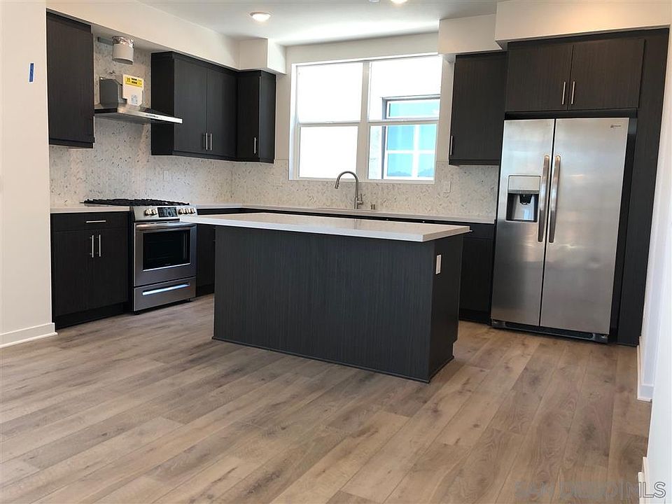 1st image of 10472 Harlow Cir #11