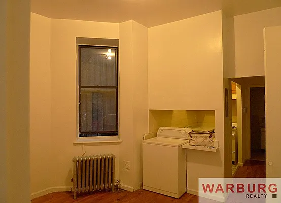 Sold by Warburg | media 2
