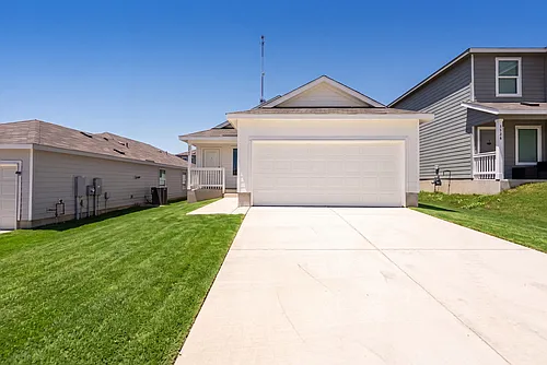 3528 Hilts Trails Photo 1