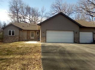 7961 Pioneer Rd, Wyoming, MN 55092