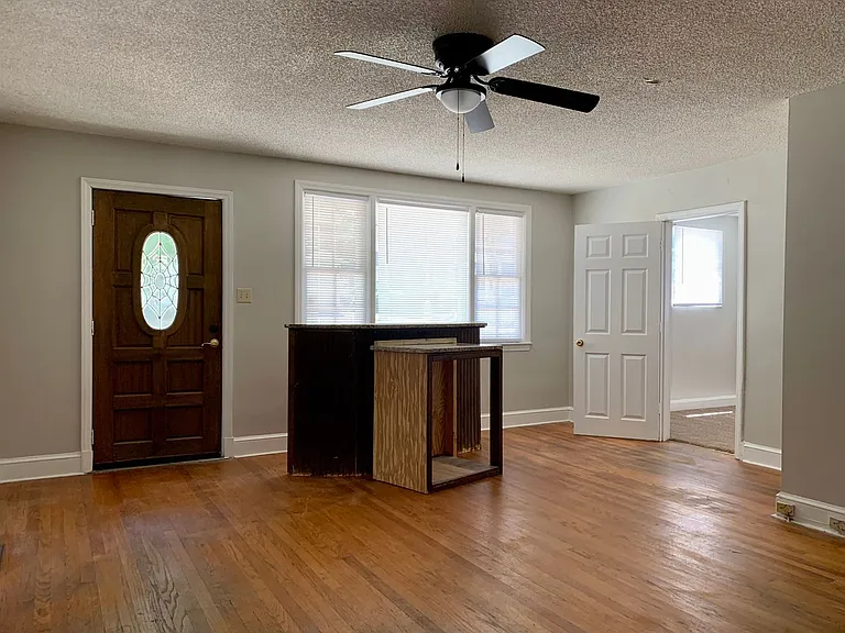 608 Willard Pl — Photo 17
