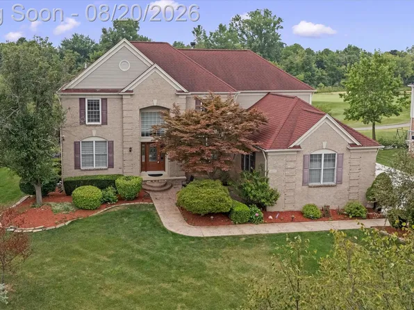 48495 Central Park Dr, Canton, MI 48188