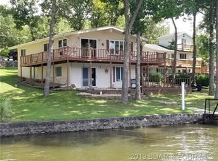 1905 Robin Hood Ln, Roach, MO 65787