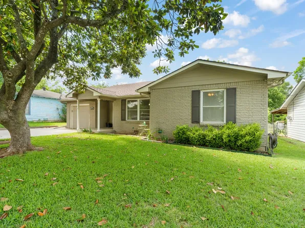 1206 Bales St, Cleburne, TX 76033