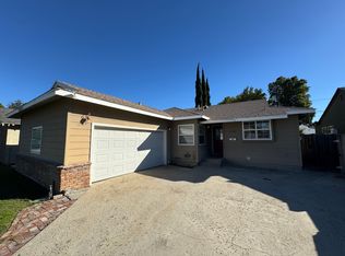 18948 Wyandotte St, Reseda, CA 91335