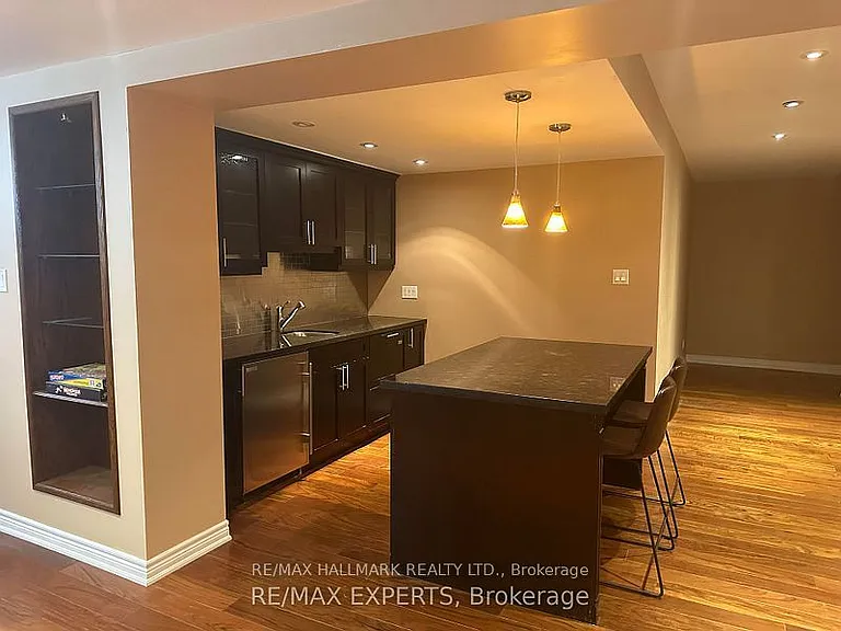 74 Colonel Bertram Rd — Photo 5