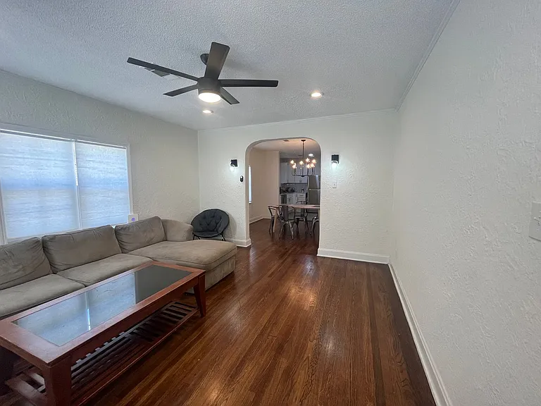 908 Maury St — Photo 13