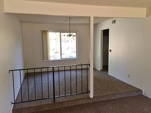 1st image of 172 Greenwich Cir