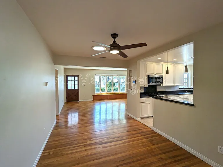 5115 Manchester Rd — Photo 9