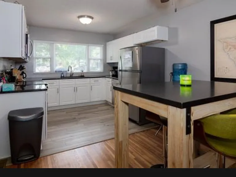1436 N Prairie Ln — Photo 5