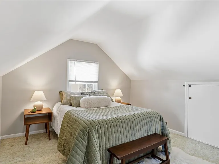 37 Oakmount Dr — Photo 18