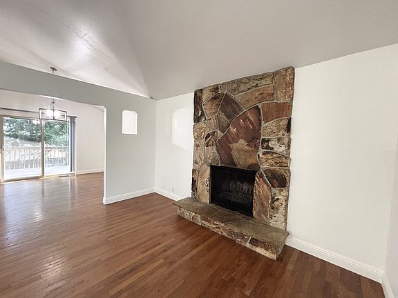 3rd image of 2243 E Aspen Hills Dr