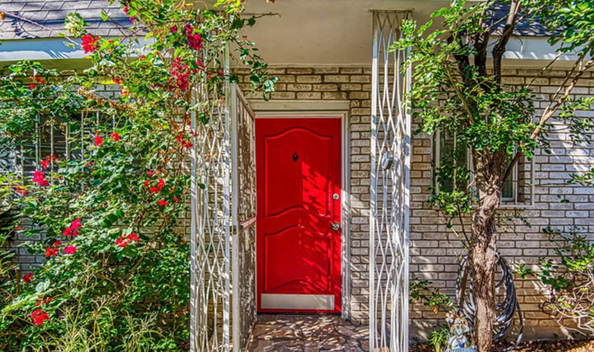 Building Photo - 1430 Nacogdoches Rd #10