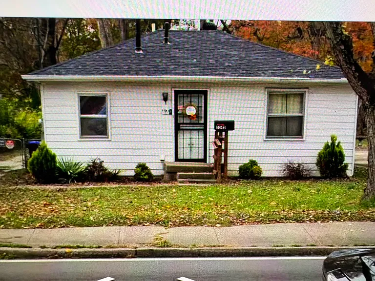 5342 New Cut Rd — Photo 1