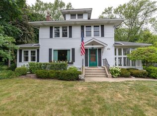 2026 N Sheridan Rd, Waukegan, IL 60087