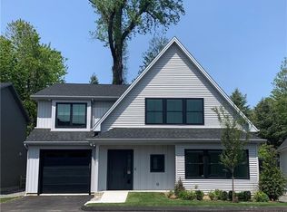 40 Fullin Rd #16, Norwalk, CT 06851