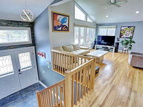 4th image of 42 Cragmere Road