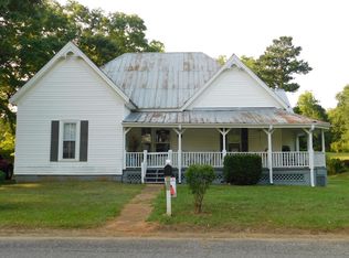 304 Talladega St, Lineville, AL 36266