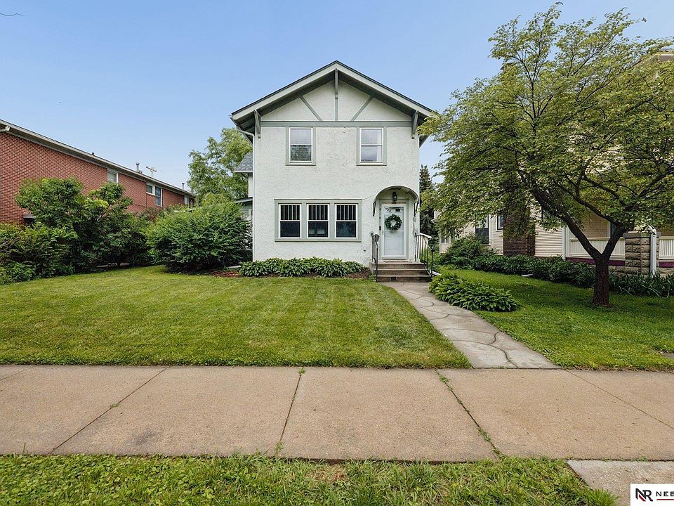 1st image of 1619 B St